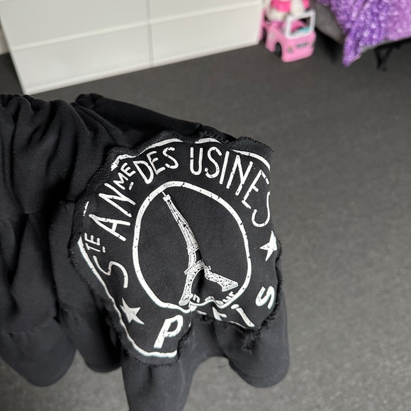 Girls HELLO YELLOW BLACK PARIS PRINT SWEAT skirt - Picture 4 of 5